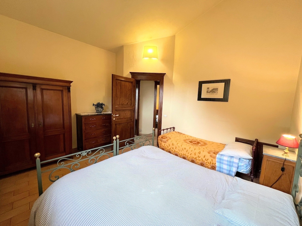 Apartment in Umbria Near Vineyards photo 3