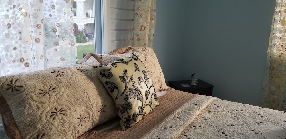 Oceanic View Apartment at Fern Court, photo 76