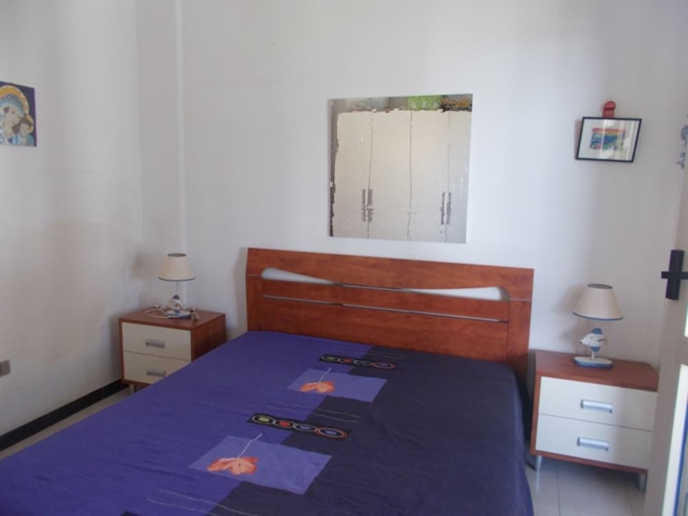Charming Apartment Near Baia Verde Beach