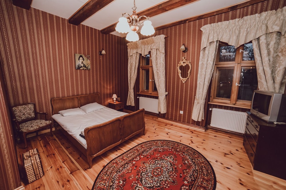 Photo 47