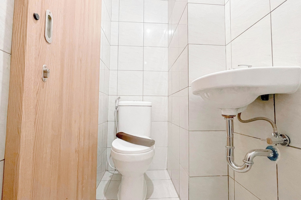 Good Deal Studio Room (No Kitchen) Bandaraya - Tallasa City Makassar Apartment