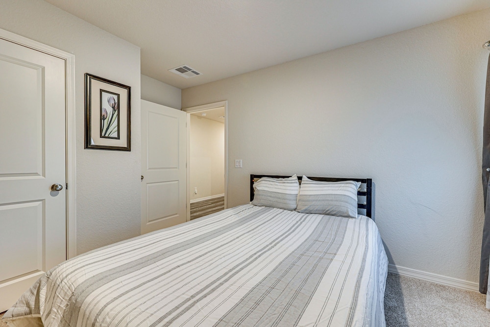 Golf, Game, Hike, Fish & Relax: Mohave Valley Gem