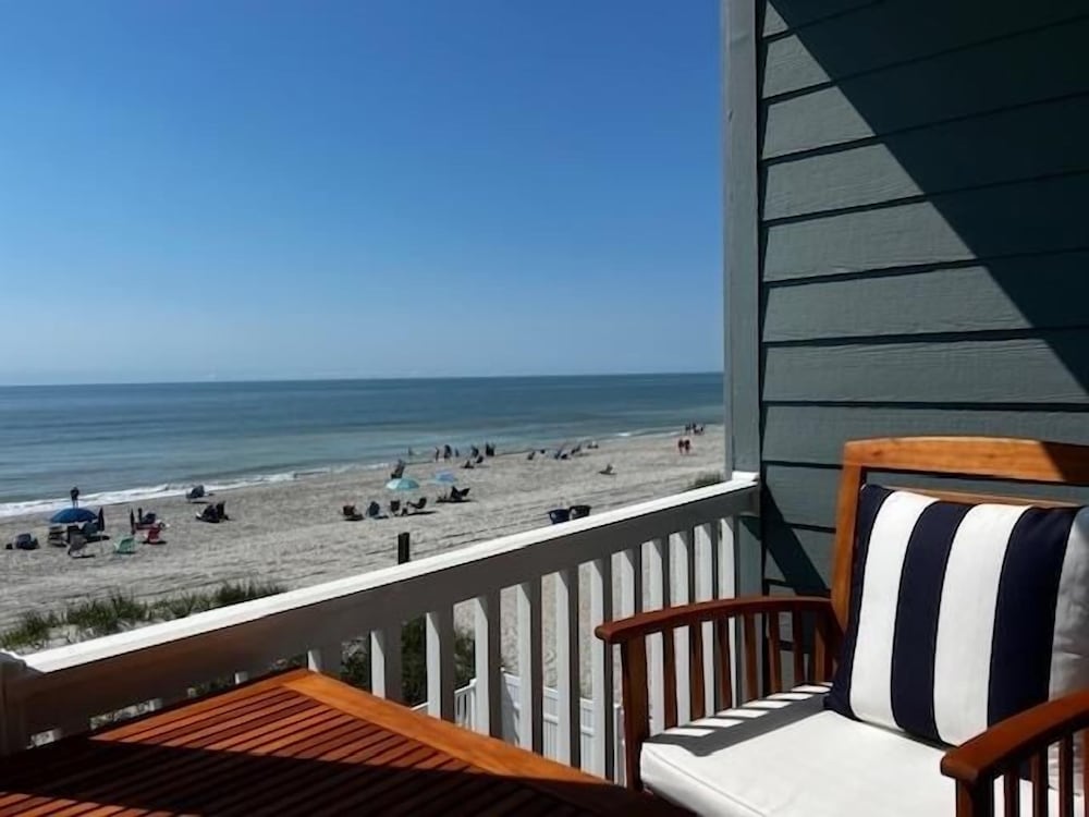 Duneside Iii 206 1 Bedroom Condo by RedAwning