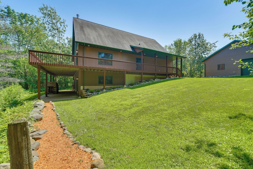Private Boat Dock: Lake Wapogasset Retreat!