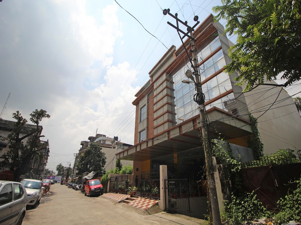 OYO 6438 Hotel Valley Plaza
