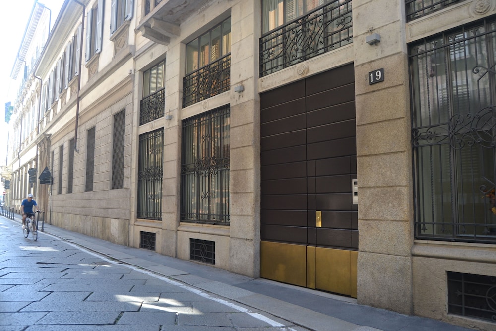 JOIVY Fulcorina Sforza Splendid flat in Central Milan