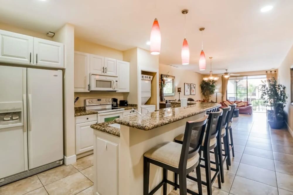 Elegant Condo in High-End Resort Community with Pool and Beach Club Access