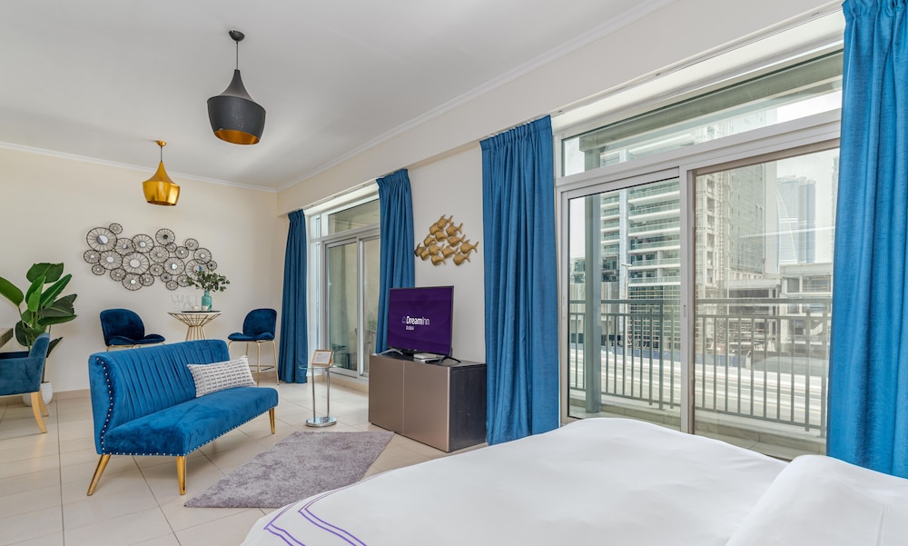 Dream Inn Dubai Apartments - Burj Views