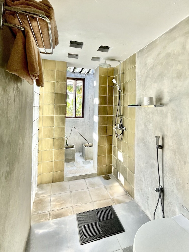 Isana Beach House