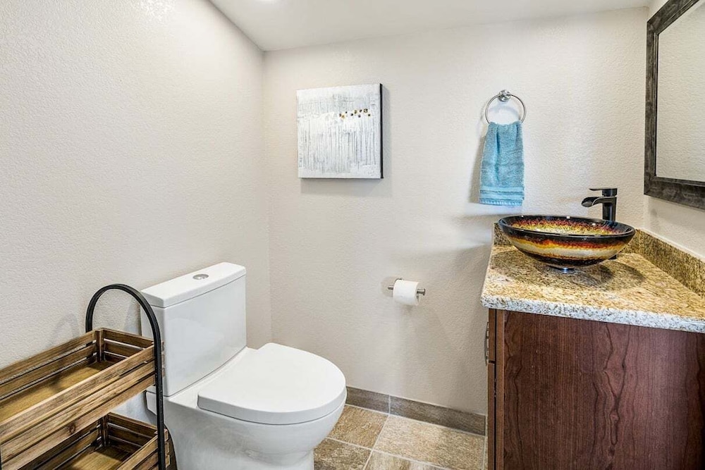 Ocean and Golf Course Views - Top Floor -vrkcv