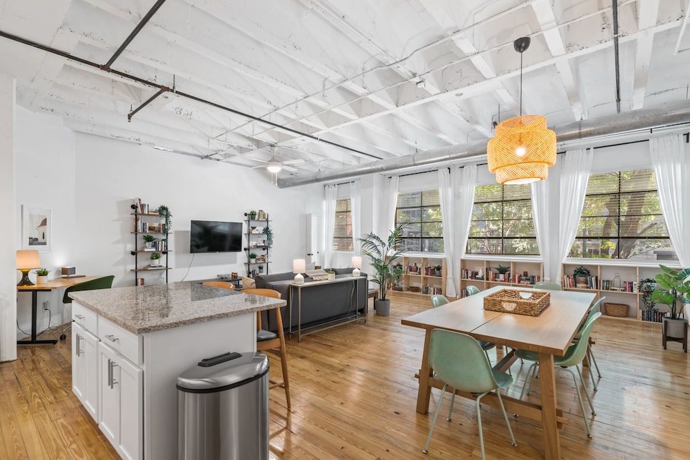 900 Lofts view 5