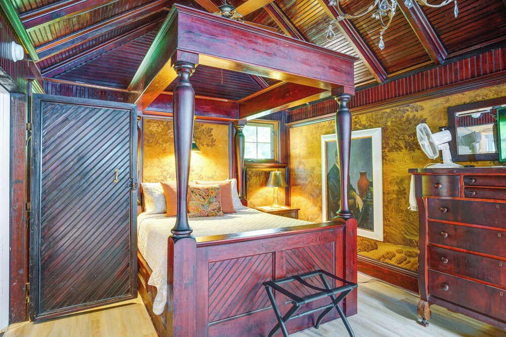 Historic Lakefront Home w/ Dock on Green Lake!