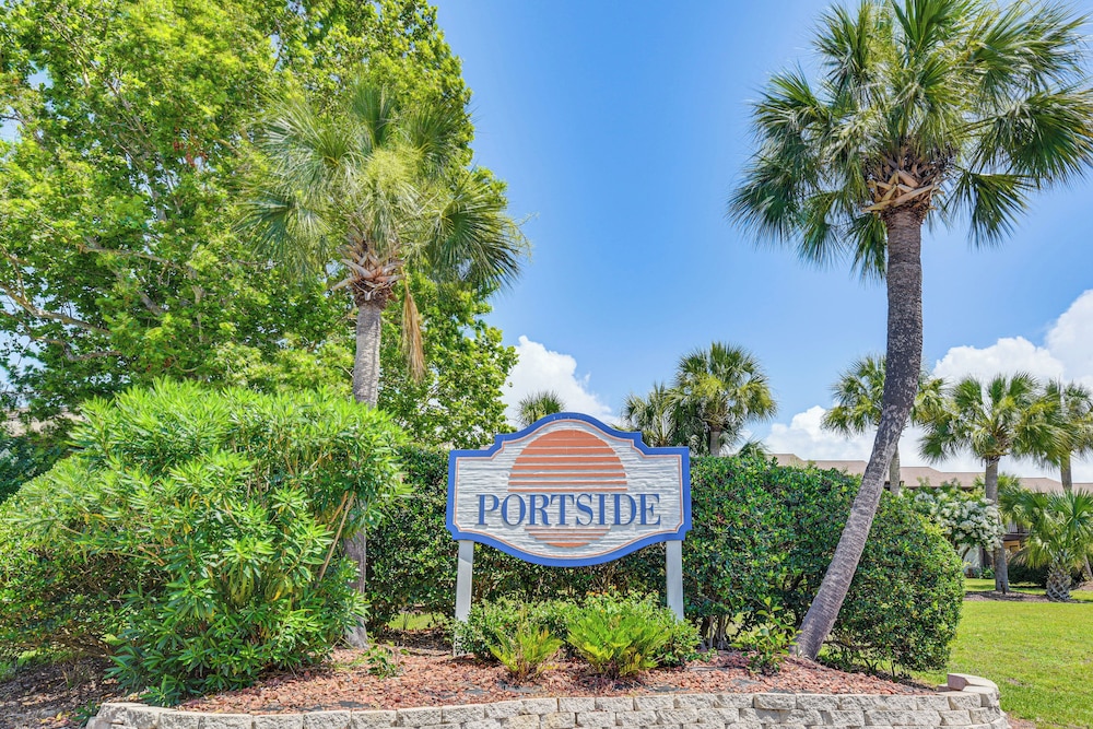 Walk to Beach: Resort Getaway in Pcb!