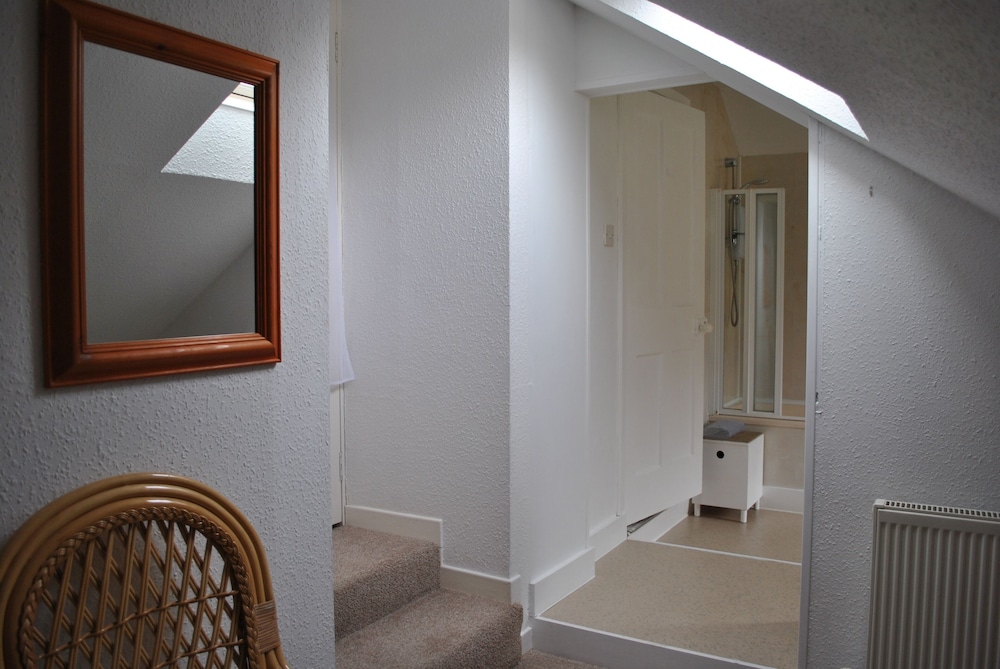 Airds Farm Guest House