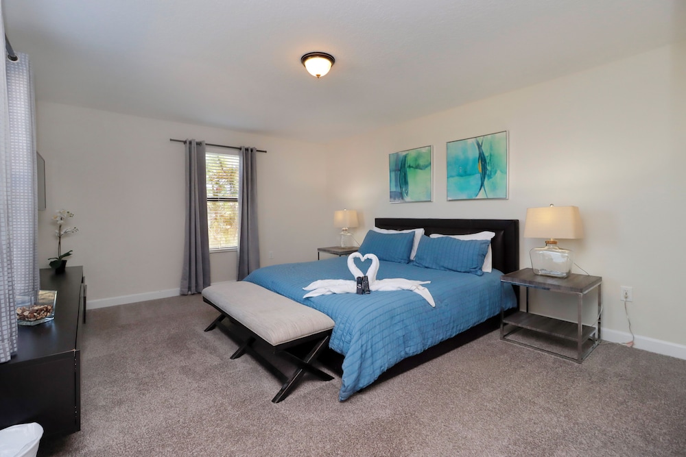 Solterra Family Vacation Home | Private Pool, Spa!