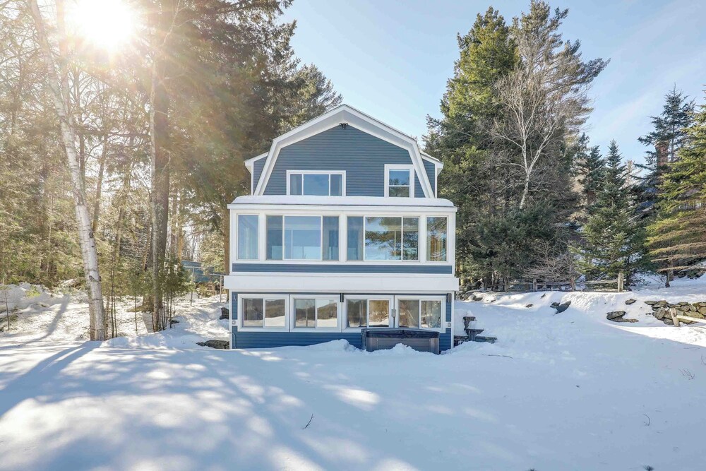 Stunning Sunapee Lake Getaway w/ Hot Tub! view 5
