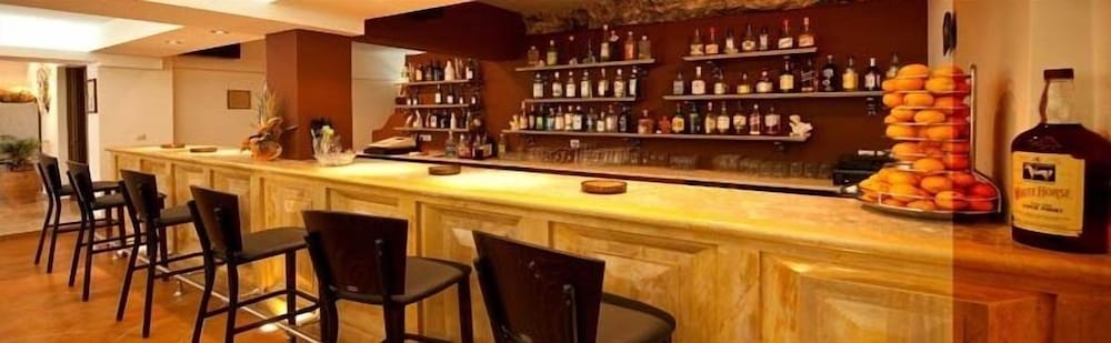 Philoxenia Hotel