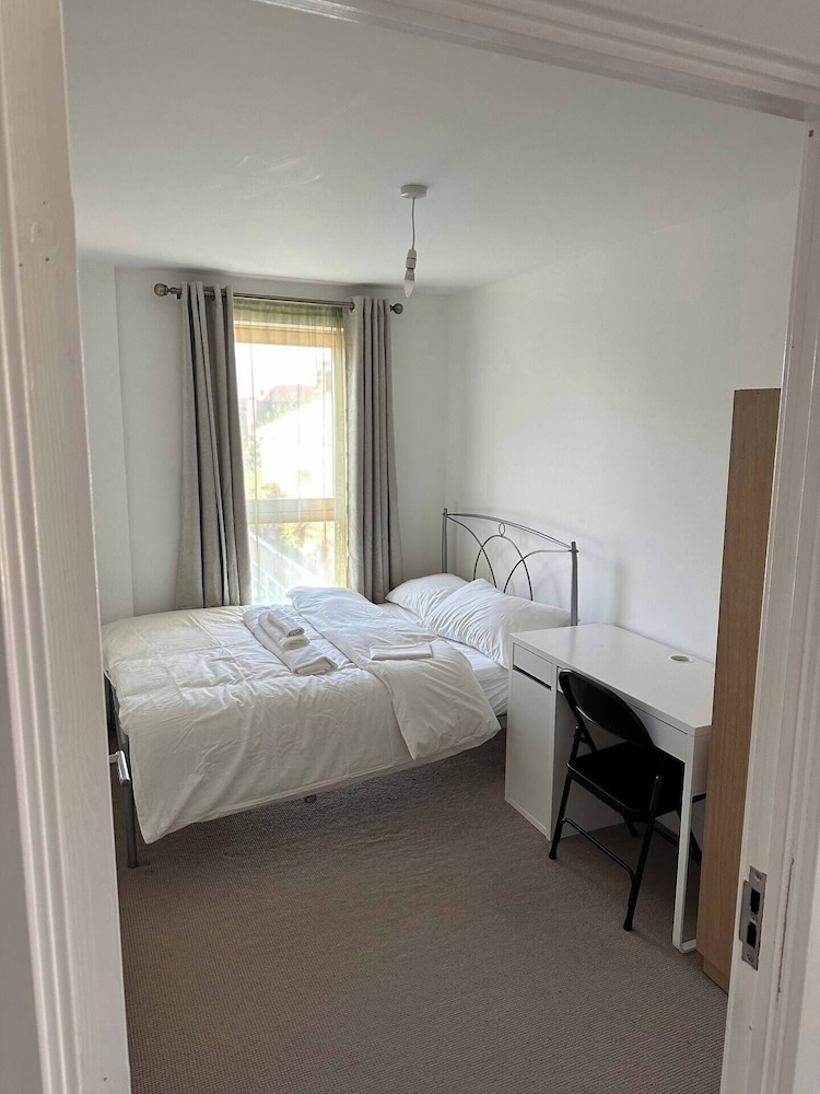 Shorditch Apartment Sleeps 6