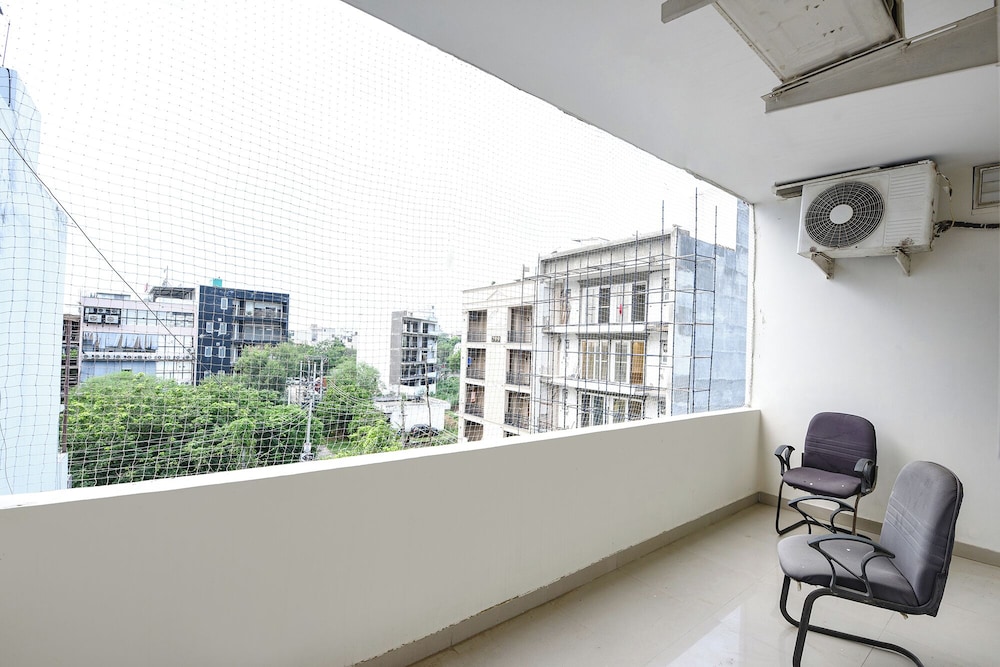 Fabhotel Harnoor House