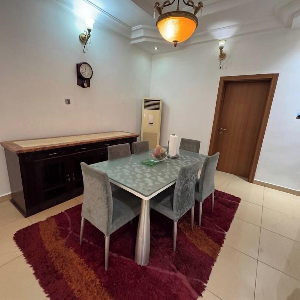 The Breeze Apartment