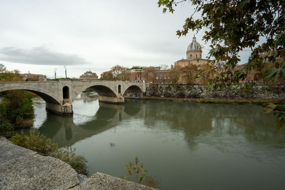 Close to San Pietro and Castel S Angelo Loft Gianicolo