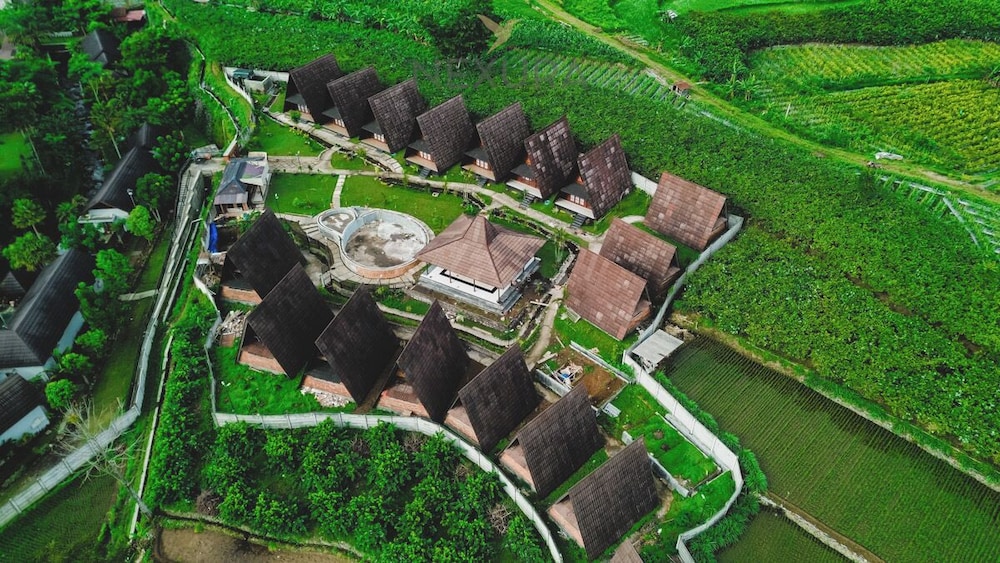 Jambu Klutuk Resort