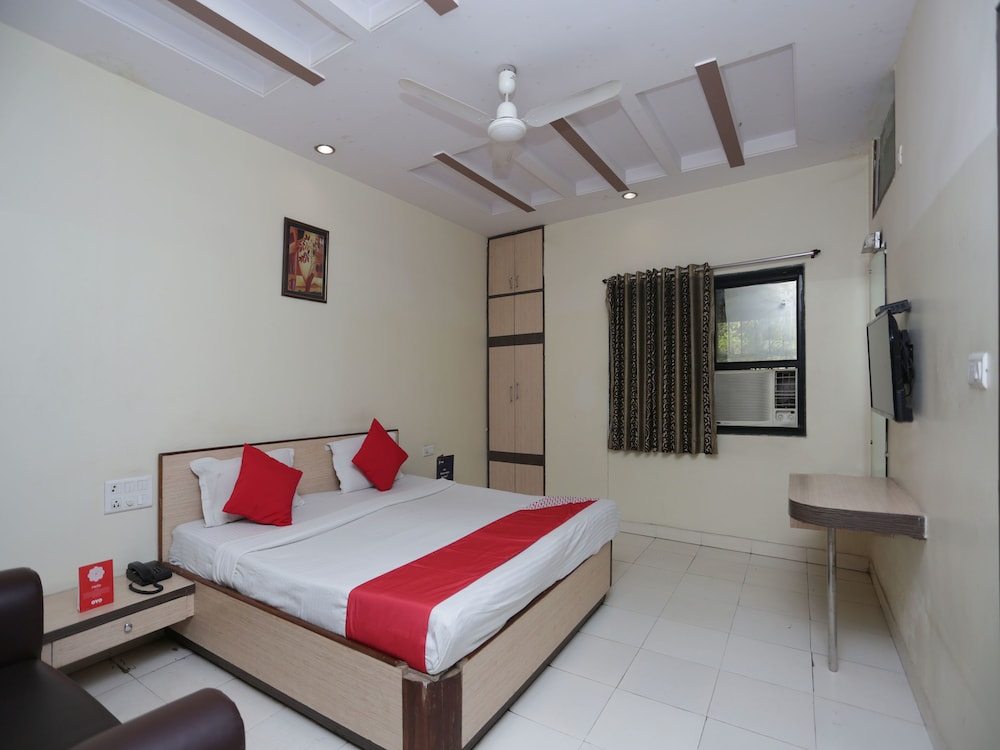 OYO 12914 Hotel Jagdish
