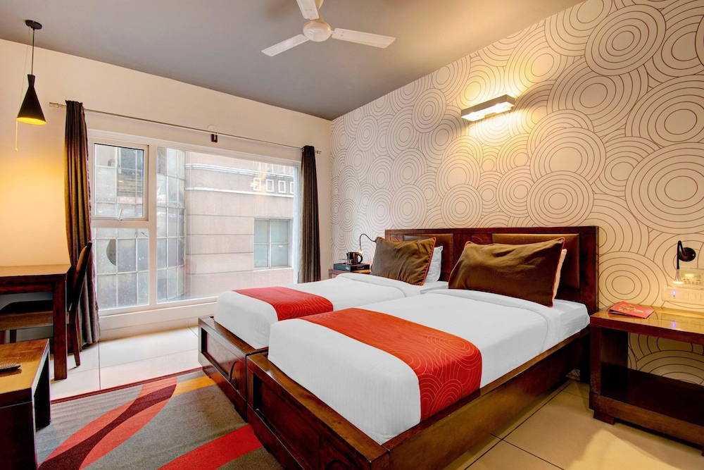 Elite Stays at Ulsoor Near Halasuru Metro Station