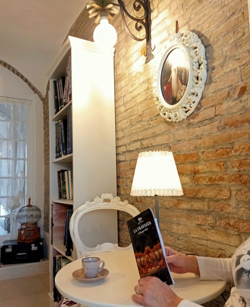 AriediParma - Rooms & Apartments