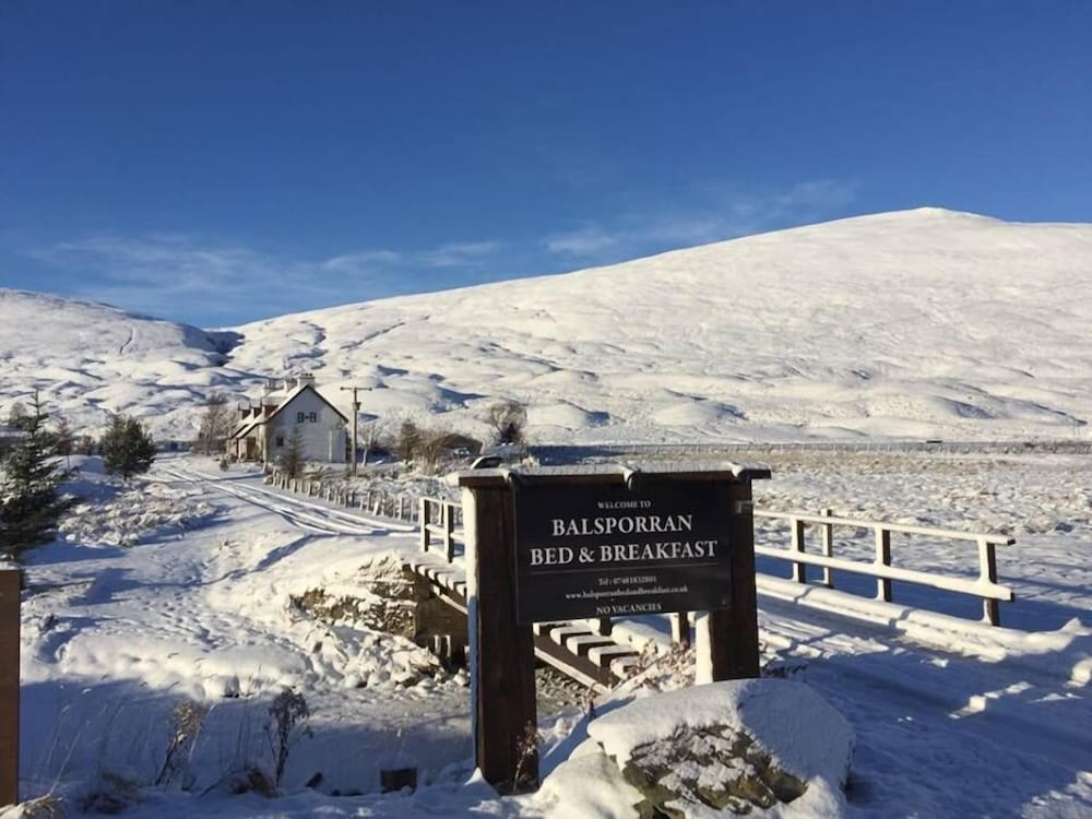 Balsporran Bed And Breakfast