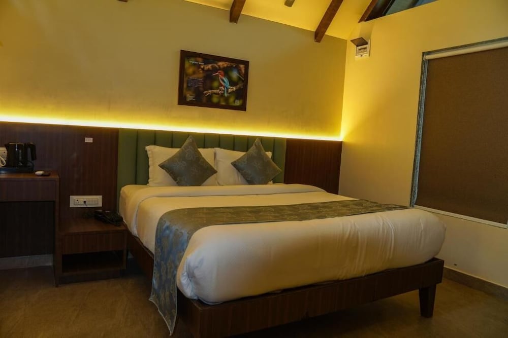 Bird's Nest Resort - Shahapur