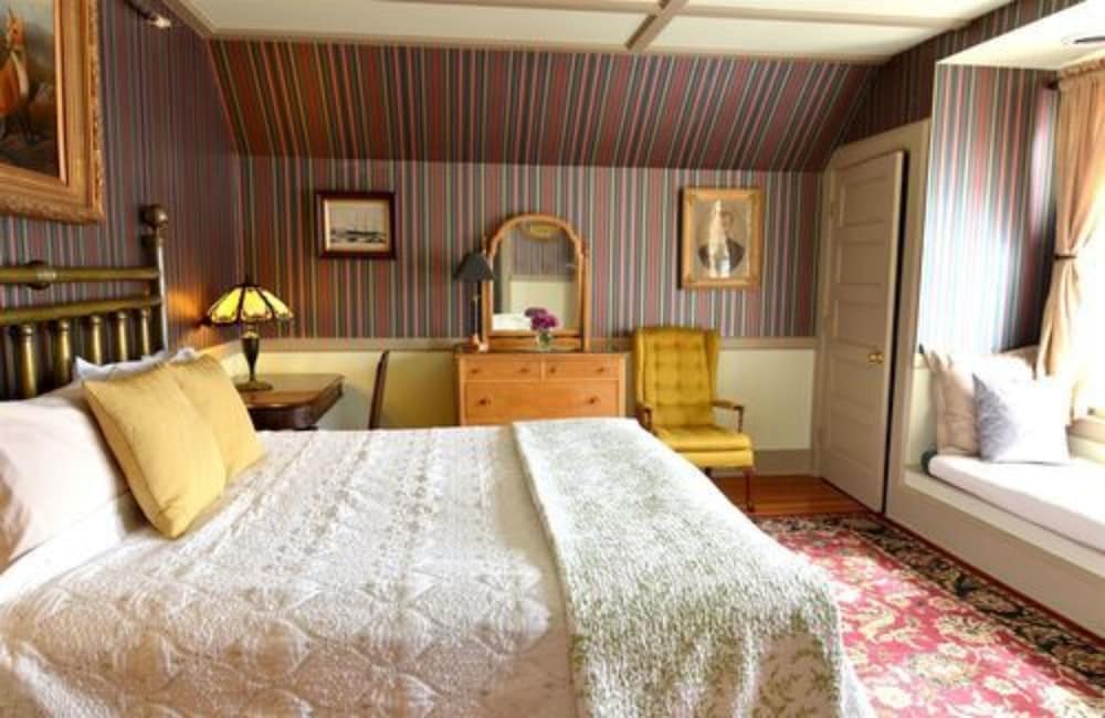Union Gables Bed & Breakfast view 3