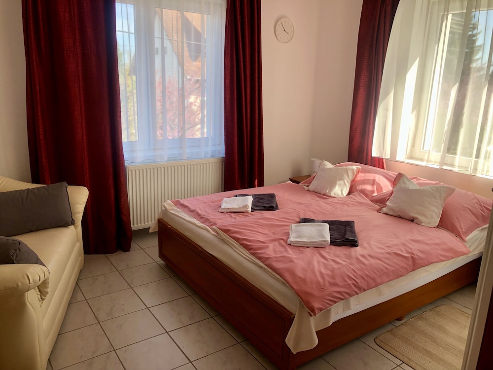 Amadeus Villa