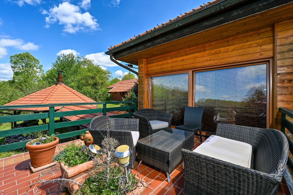 Hunting Lodge in Ribnja ka