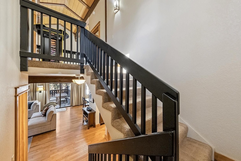 1192 Timber Lane 4 Bedroom Home