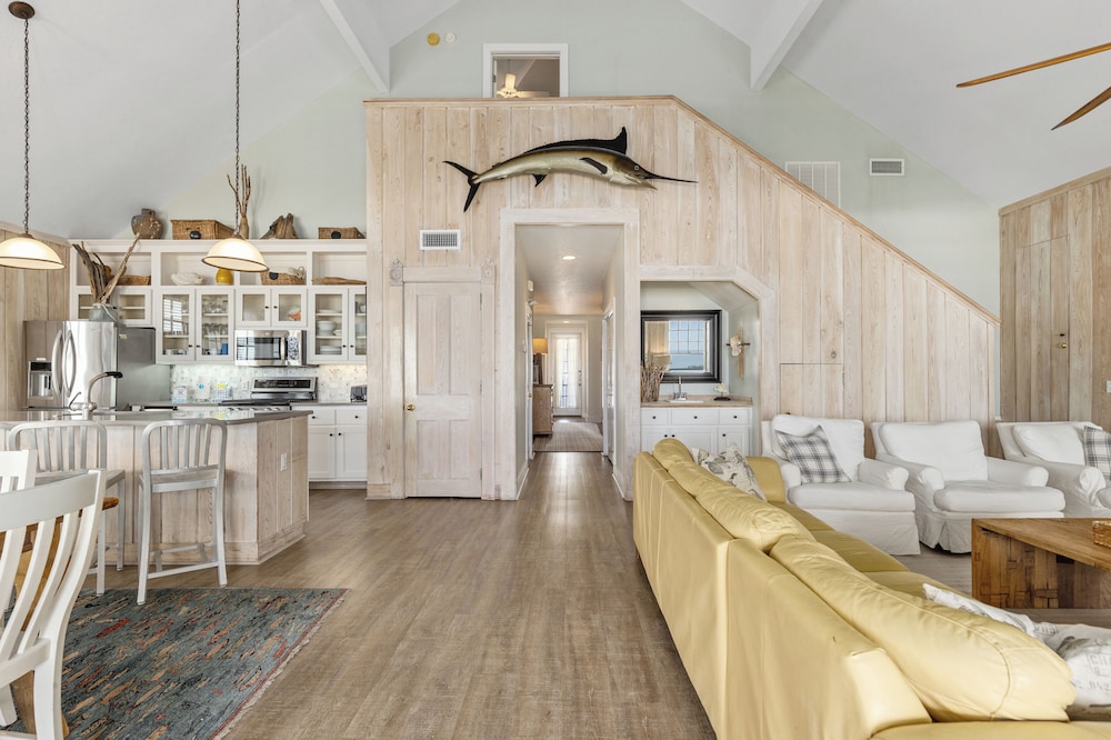 A Winterpast by the Sea - Gulf Front on 30A With Private Pool!