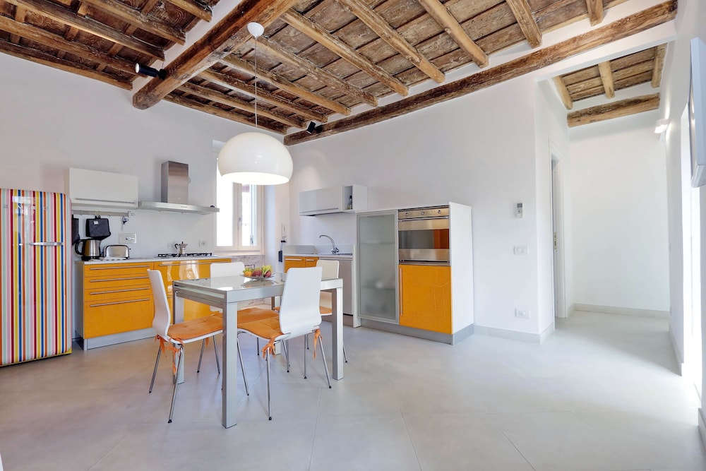 Reginella - WR Apartments