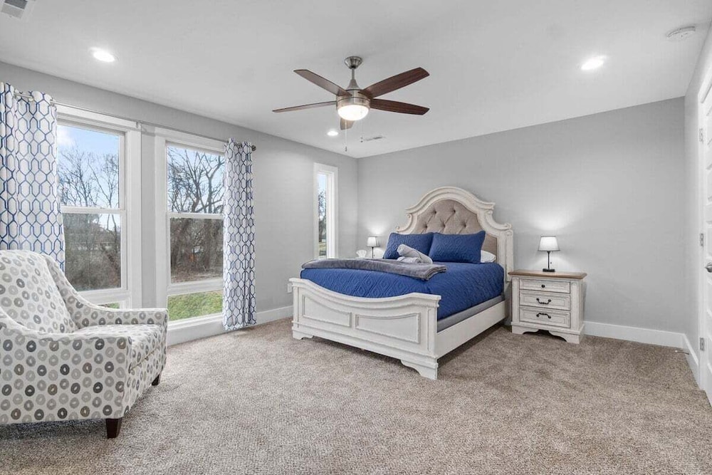 Rebecca's Downtown Luxury Living