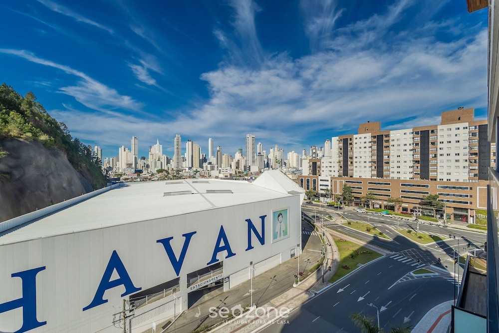 Building With Swimming Pool Next to Balneario Shopping in BC - TSO