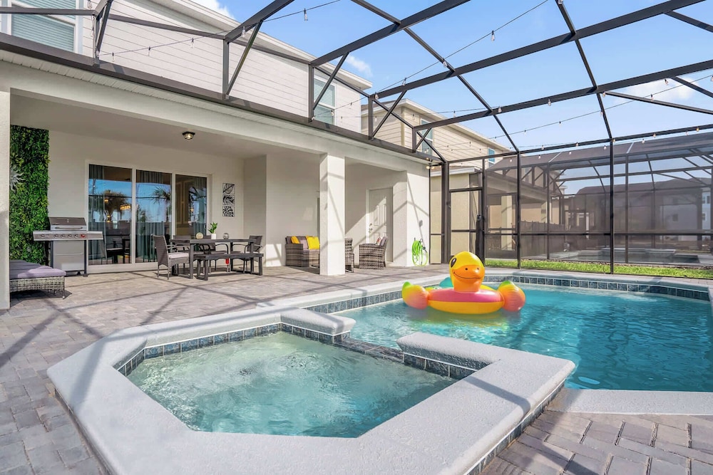 Upstay: Family Retreat w Pool, Cinema & Games Room