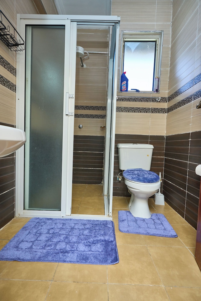 Luxore Apartments
