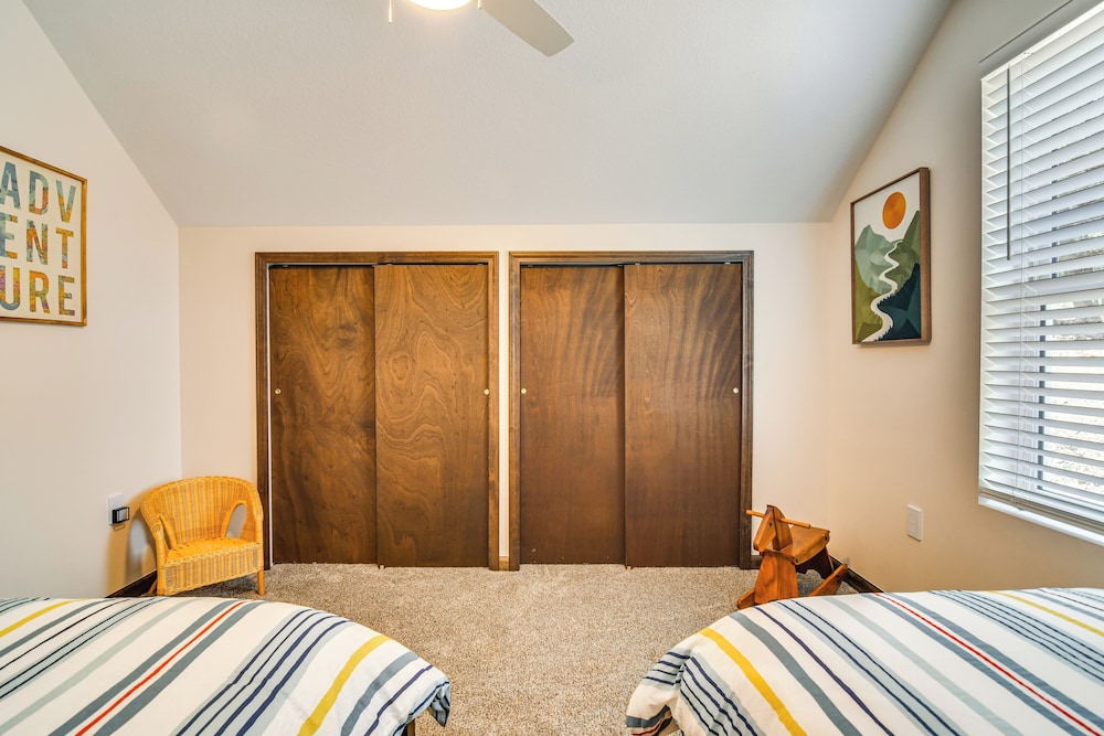 Fairplay Family Cabin on 2 + Acres! 25-0283