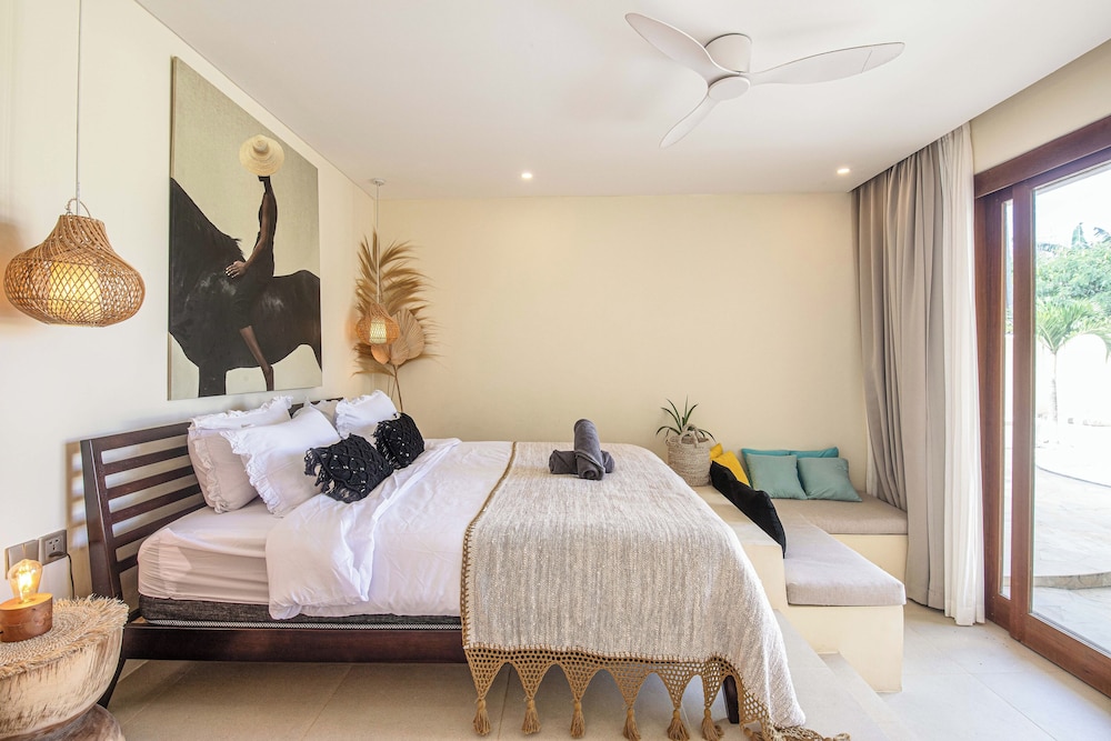 Luxury 4BR Villa With Private Pool in Canggu
