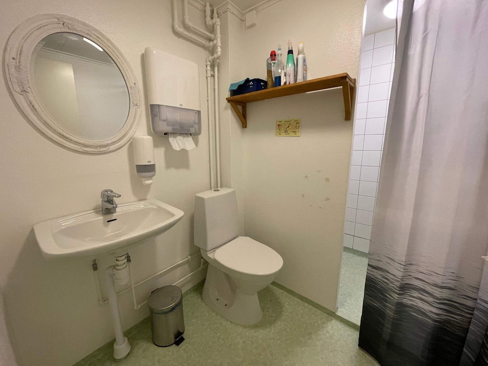 Cozy Holiday Home for 2 in Stenungsund