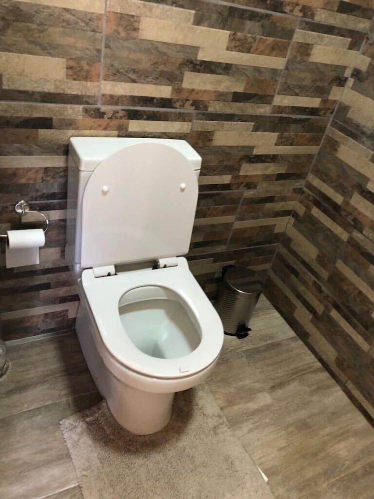 Khuvena Guest House