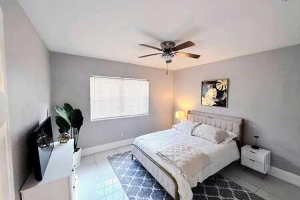Hollywood Hideaway Luxe 3BR Escape