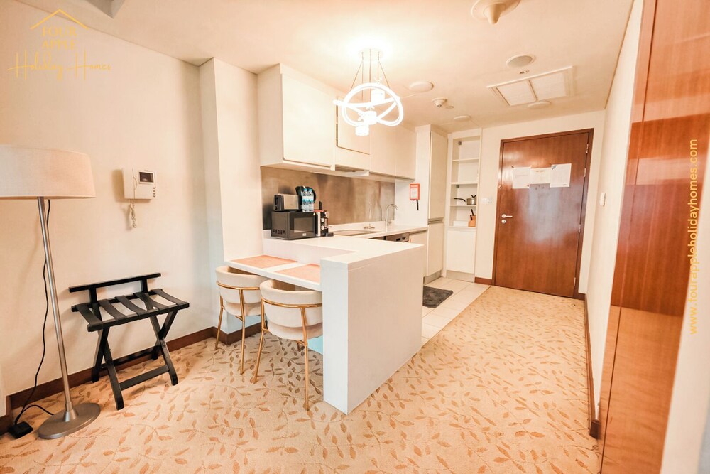 Luxury Studio with Burj Khalifa View