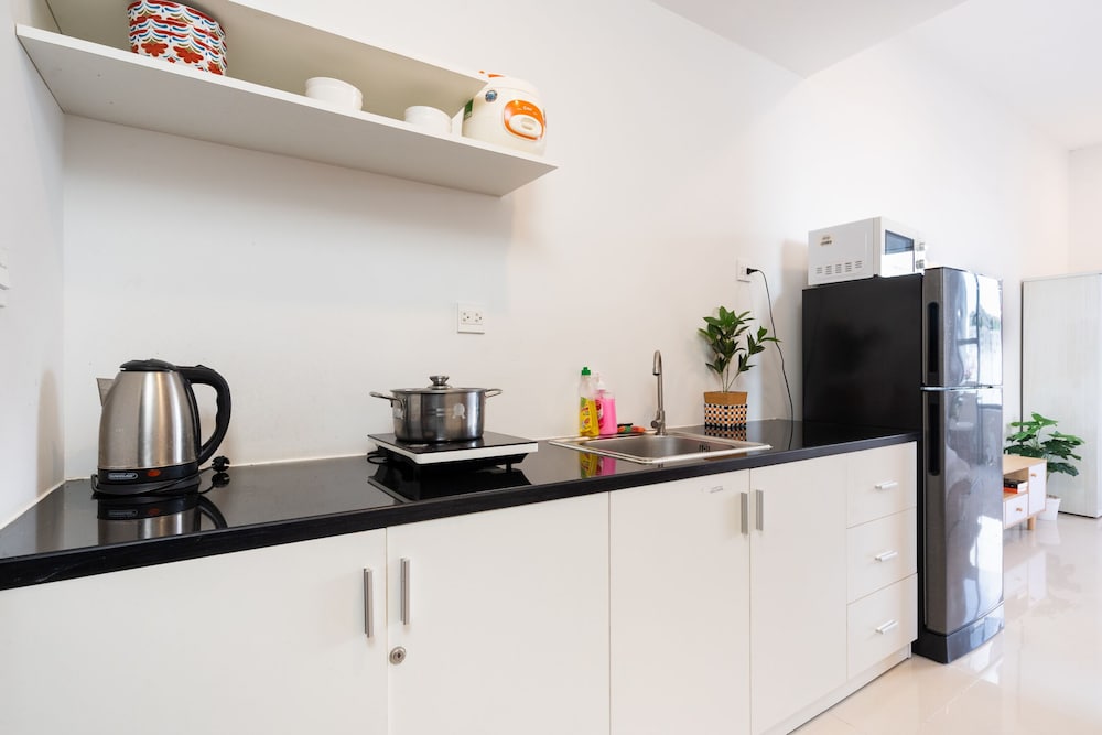 Chau Apartments
