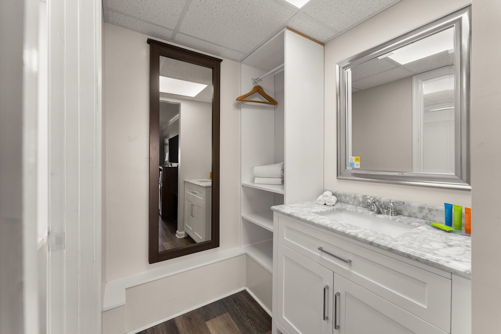 Rehoboth Beach Vacations - Atlantic Oceanside Dewey - Property Image 4