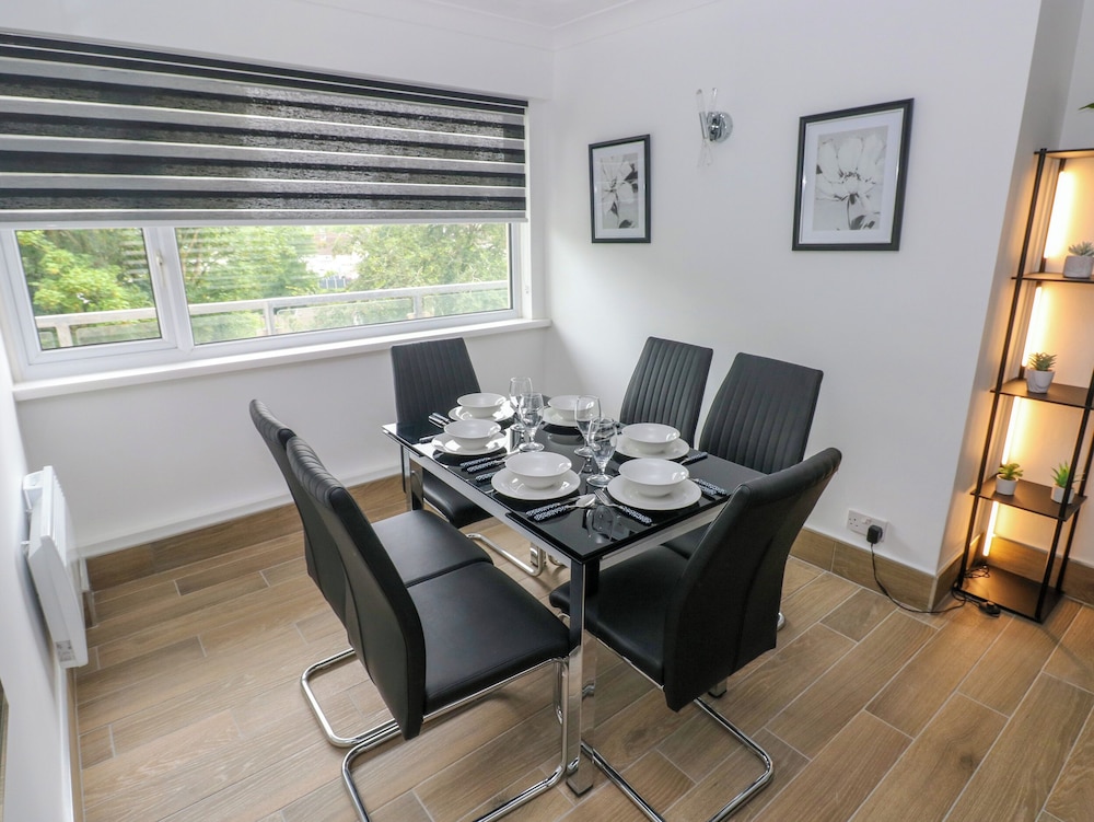 34 Croft Court